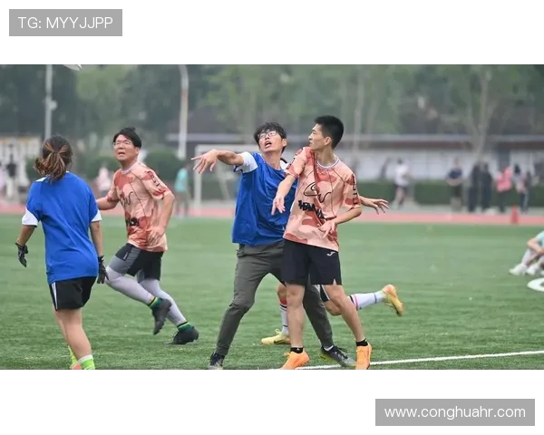 南京飞盘队与北京飞盘队赛后分析意识碰撞与战术对决 南京飞盘队与北京飞盘队赛后分析意识碰撞与战术对决