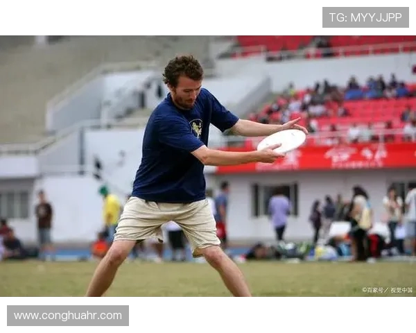 深圳飞盘队耐力之争引发热议运动员表现与训练方式成焦点