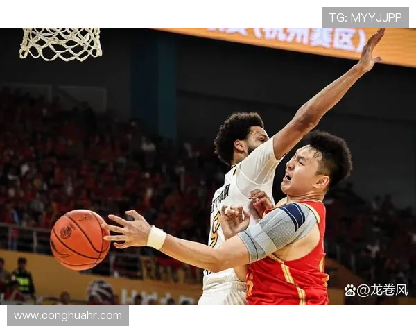 2015年CBA季后赛广东队对阵广厦队的精彩对决回顾与分析