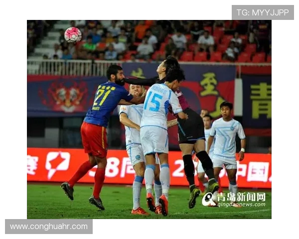 大连超越与青岛黄海激战正酣谁能在赛场上笑到最后