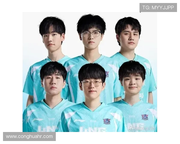 LNG战队在冠军杯积分榜中以60分稳居第一位置展现强大实力 LNG战队在冠军杯积分榜中以60分稳居第一位置展现强大实力